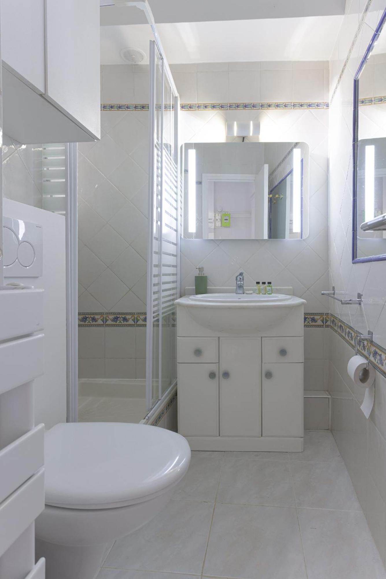 Un Ecrin Au Suquet - Studio, Clim, Balcon, Plage, Palais Des Festivals Cannes Luaran gambar